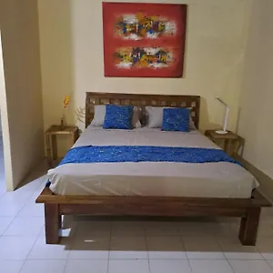 Shalana Homestay- Formerly Teka Teki House Konukevi Seminyak