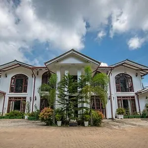 https://the-richmond-house-kandy.kandyhotelsnow.com