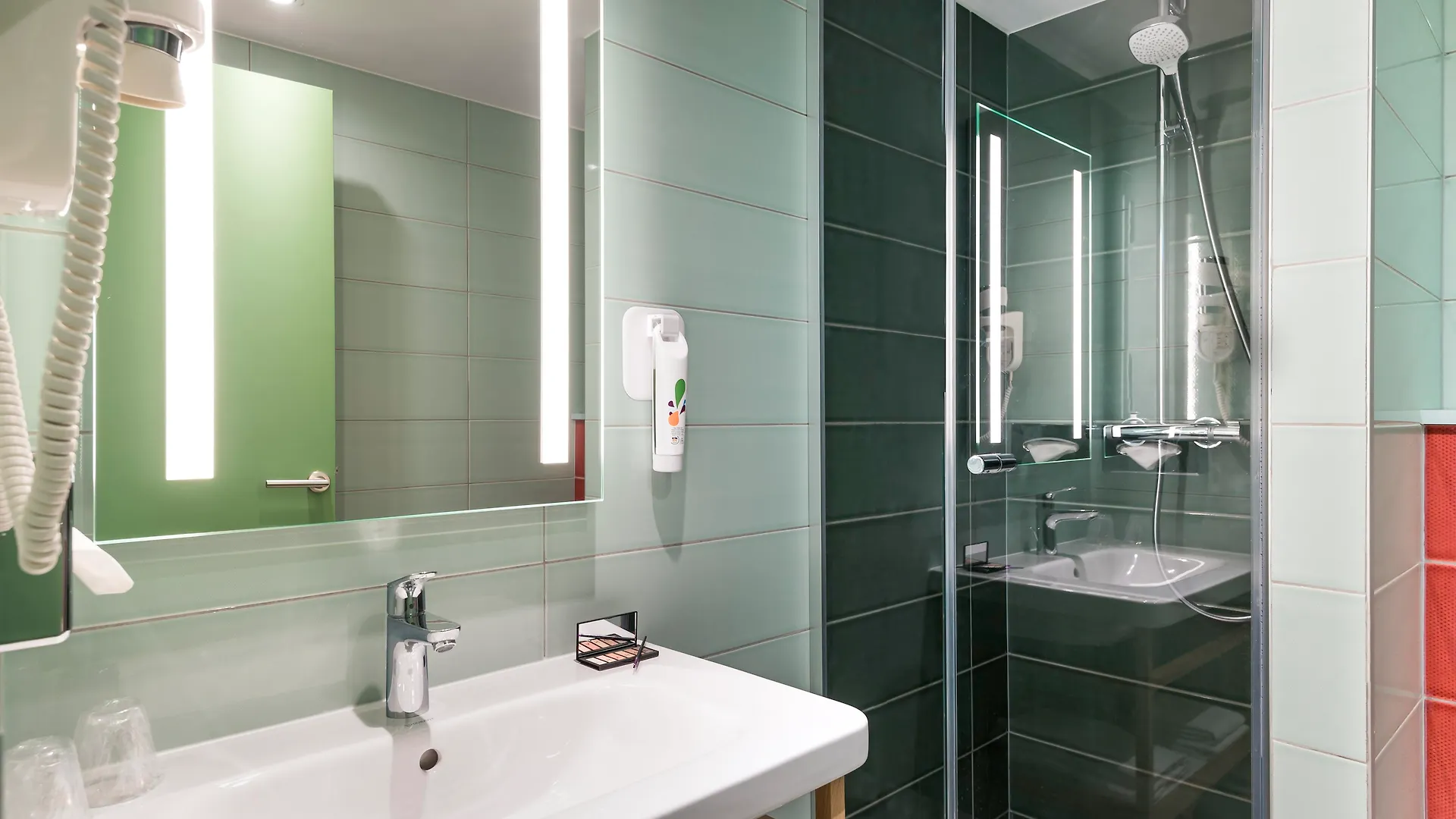 Hotel Ibis Styles Paris Gare Saint Lazare Francie