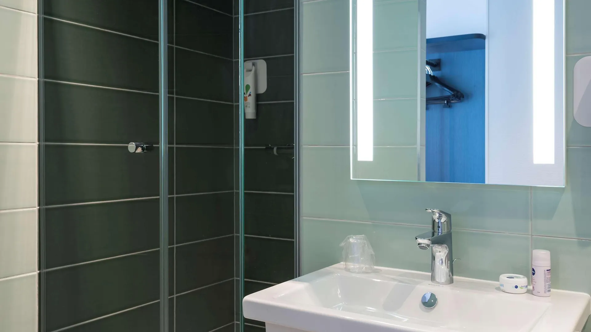 Ibis Styles Paris Gare Saint Lazare Hotel