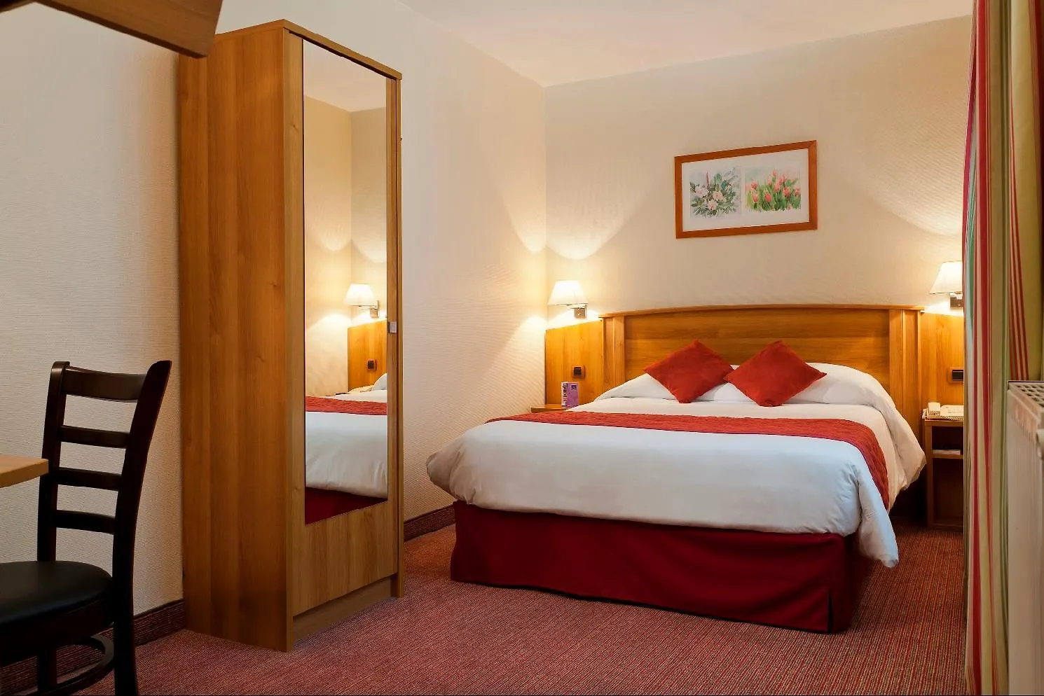 Ibis Styles Paris Gare Saint Lazare Hotel