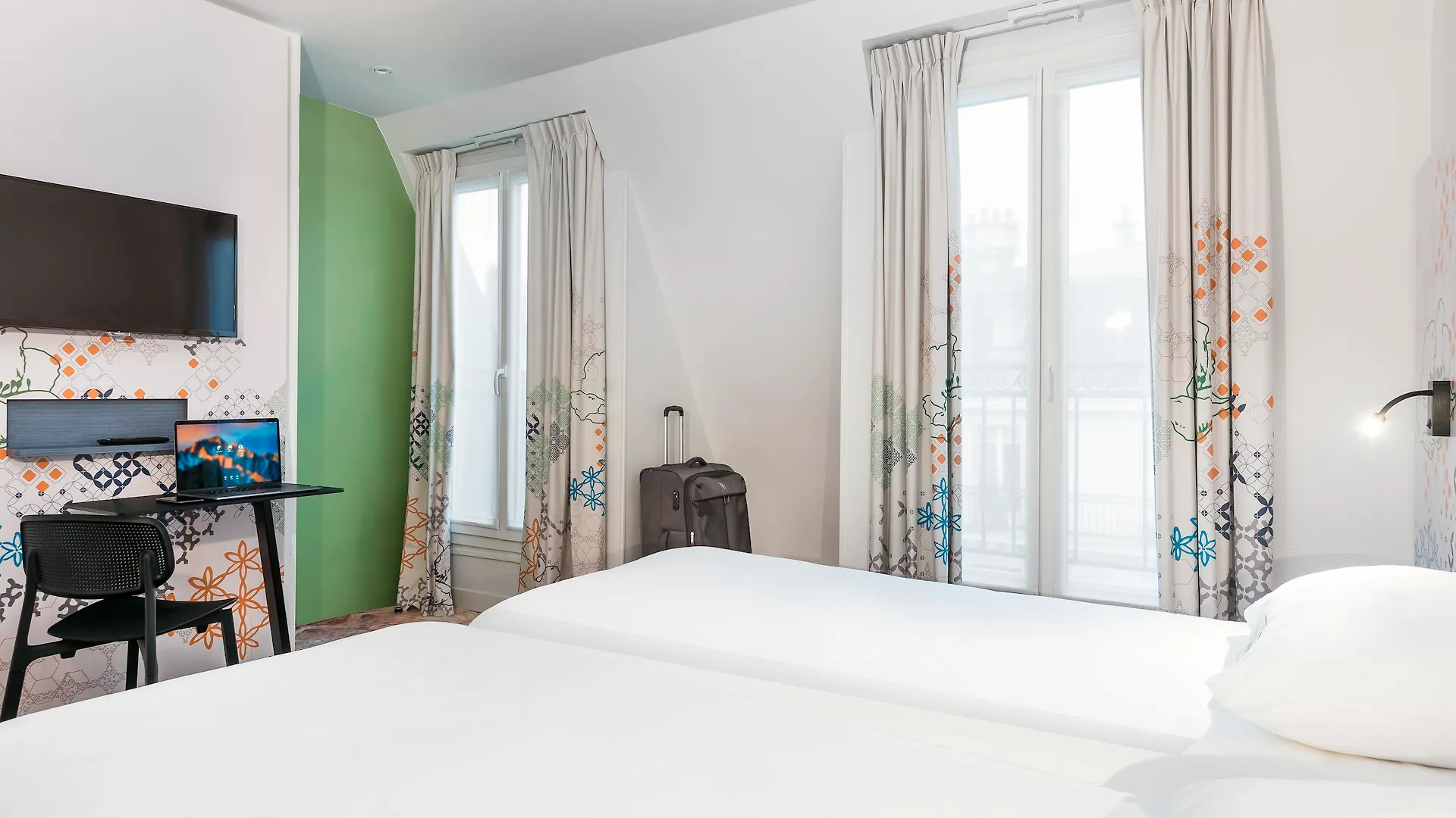 Ibis Styles Paris Gare Saint Lazare Hotel 3*,