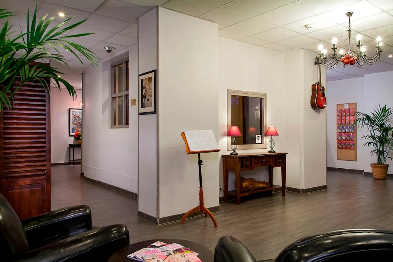 Ibis Styles Paris Gare Saint Lazare Hotel 3*,